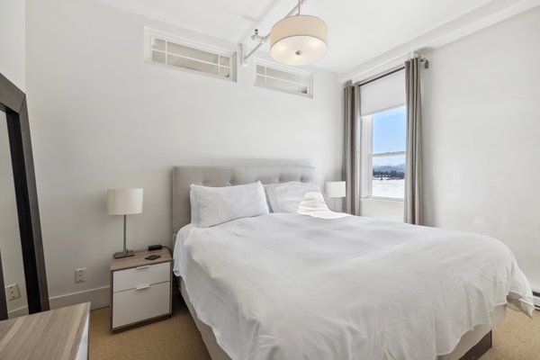Room thumbnail 1